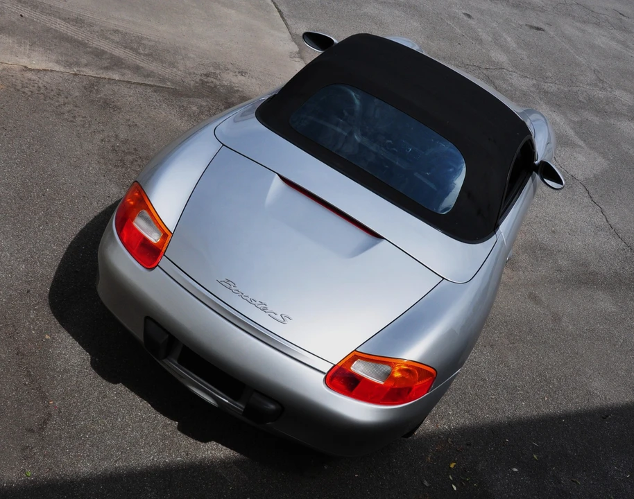2001 Porsche 986 Boxster S - Image 11 of 31