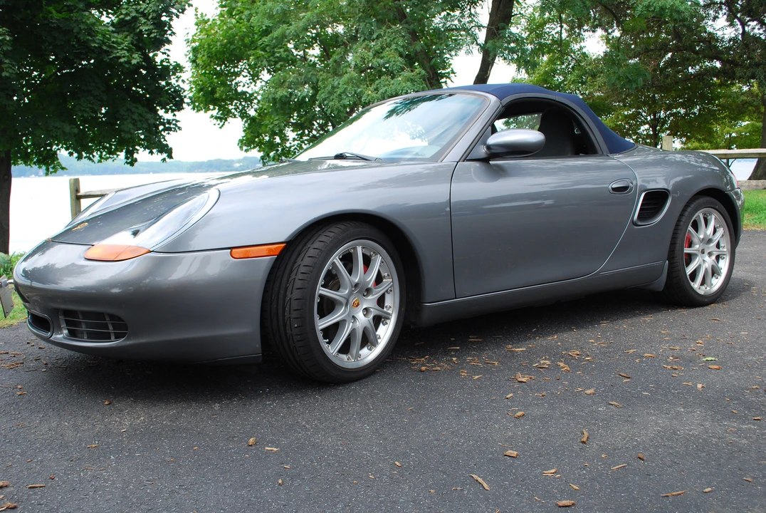 2001 Porsche 986 Boxster S - Image 2 of 31