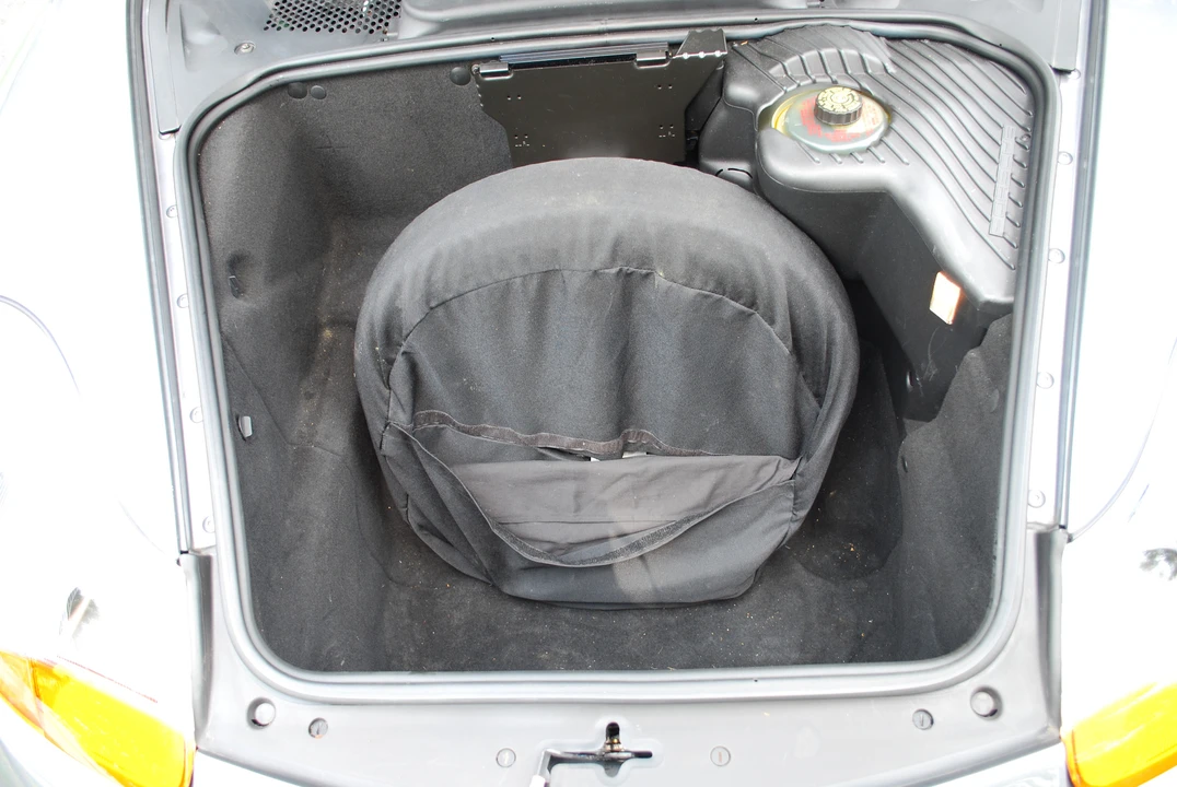 2001 Porsche 986 Boxster S - Image 22 of 31