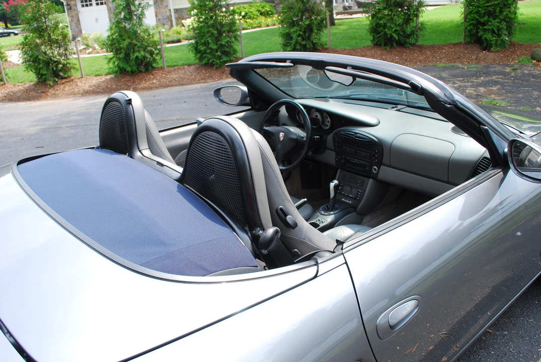 2001 Porsche 986 Boxster S - Image 13 of 31