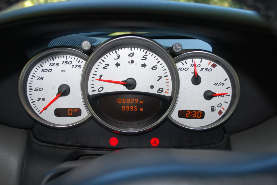 2001 Porsche 986 Boxster S - Image 18 of 31