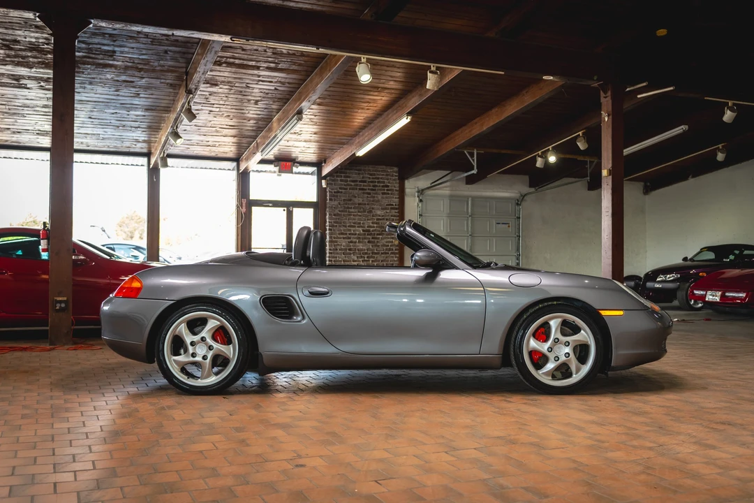 2001 Porsche 986 Boxster S - Image 30 of 31