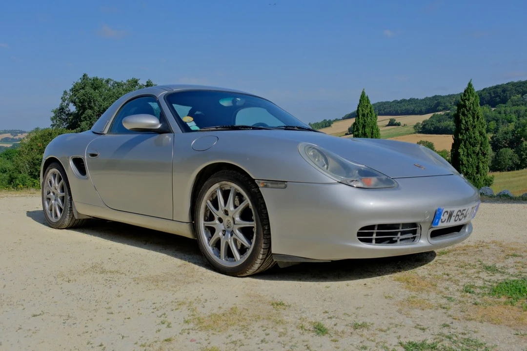 2001 Porsche 986 Boxster S - Image 24 of 30