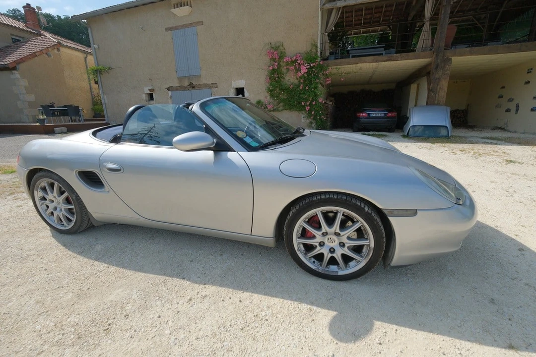 2001 Porsche 986 Boxster S - Image 5 of 30
