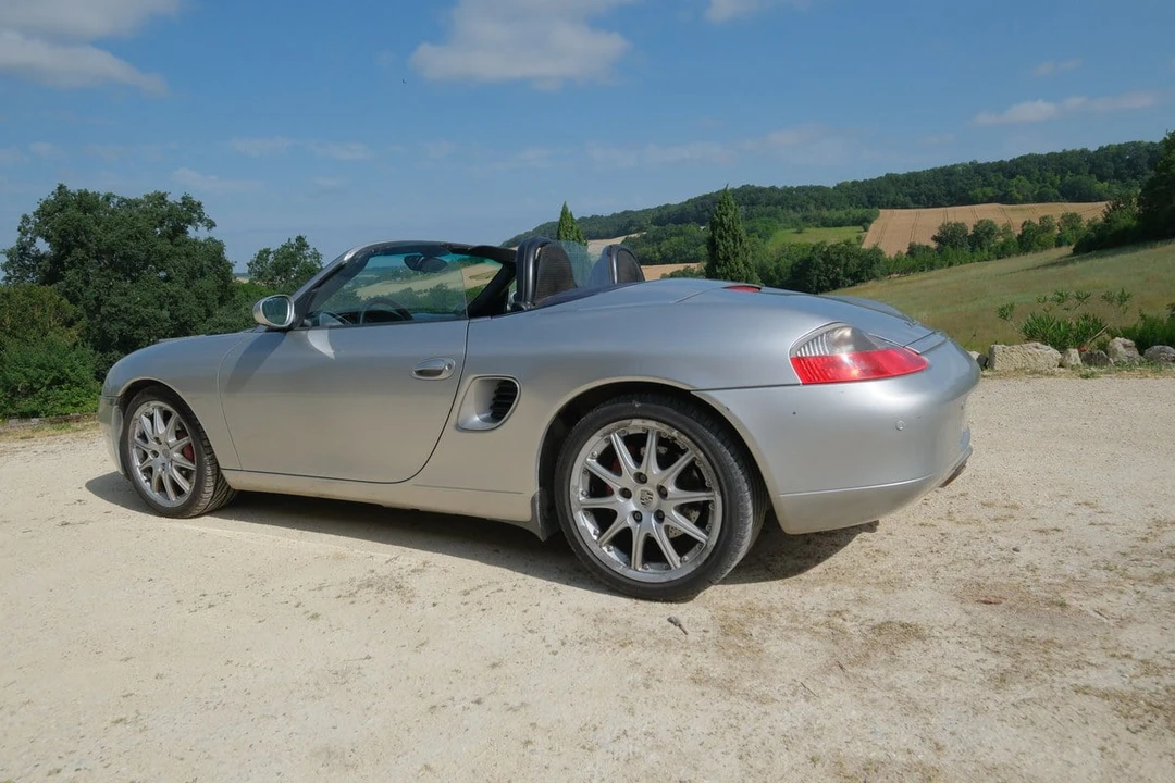 2001 Porsche 986 Boxster S - Image 7 of 30