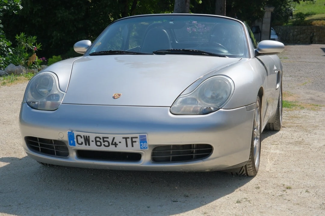 2001 Porsche 986 Boxster S - Image 22 of 30