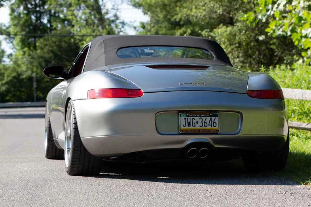 2001 Porsche 986 Boxster S - Image 11 of 31