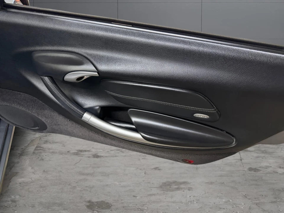 2001 Porsche 986 Boxster S - Image 16 of 25