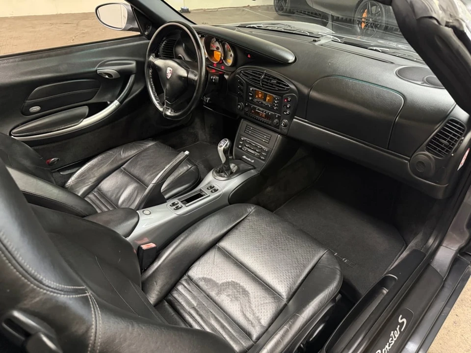 2001 Porsche 986 Boxster S - Image 15 of 25