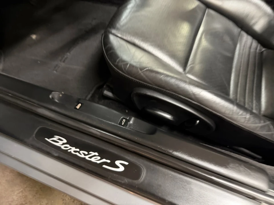 2001 Porsche 986 Boxster S - Image 25 of 25