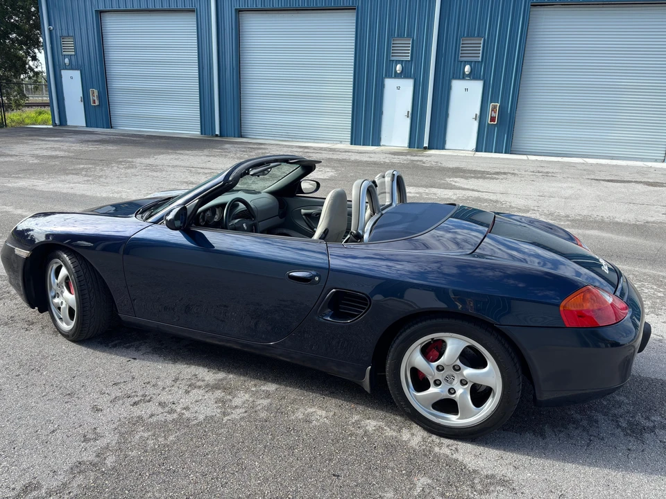 2001 Porsche 986 Boxster S - Image 12 of 31