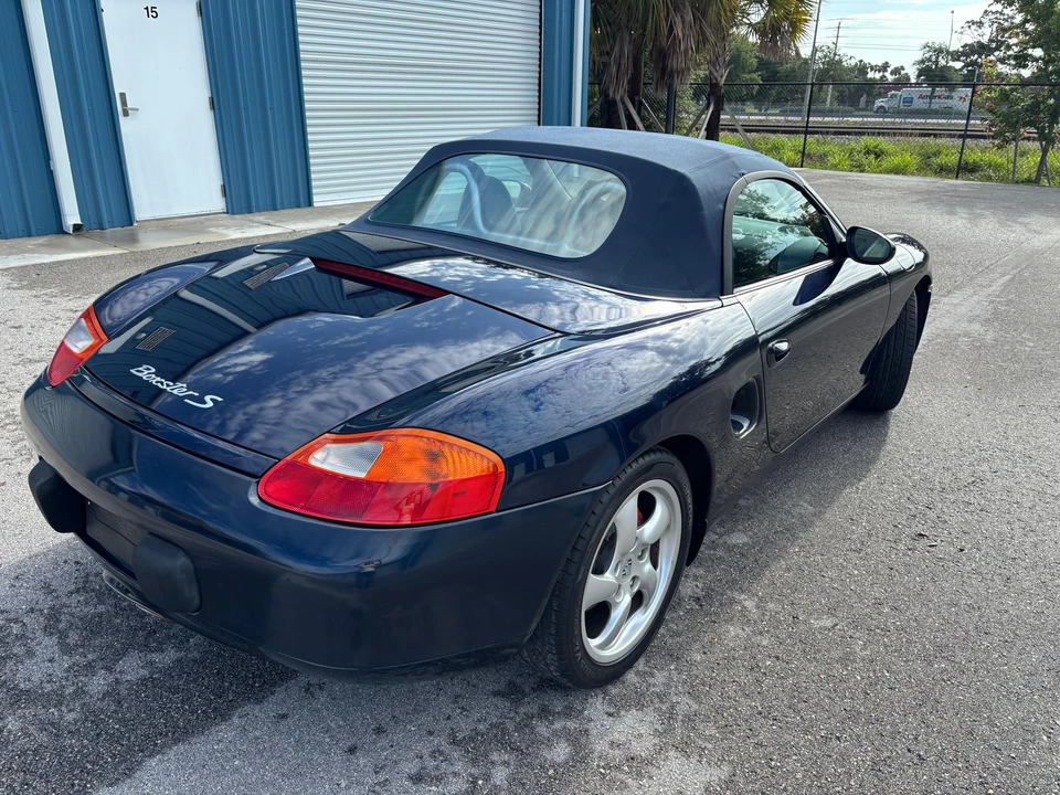 2001 Porsche 986 Boxster S - Image 27 of 31