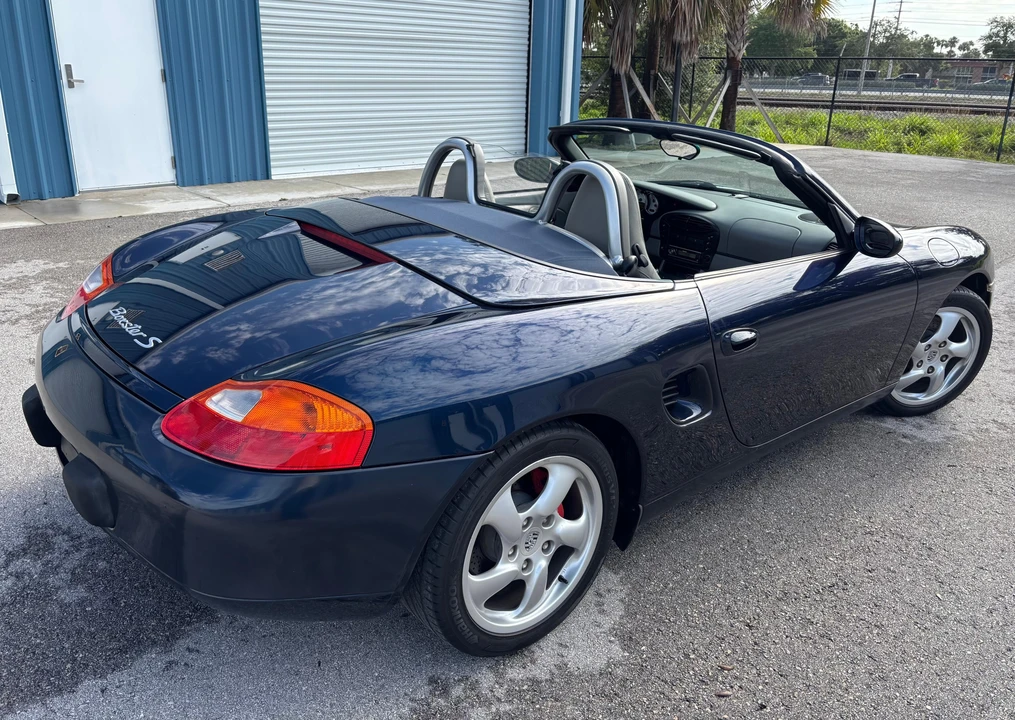 2001 Porsche 986 Boxster S - Image 17 of 31