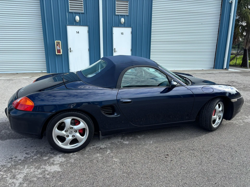 2001 Porsche 986 Boxster S - Image 29 of 31