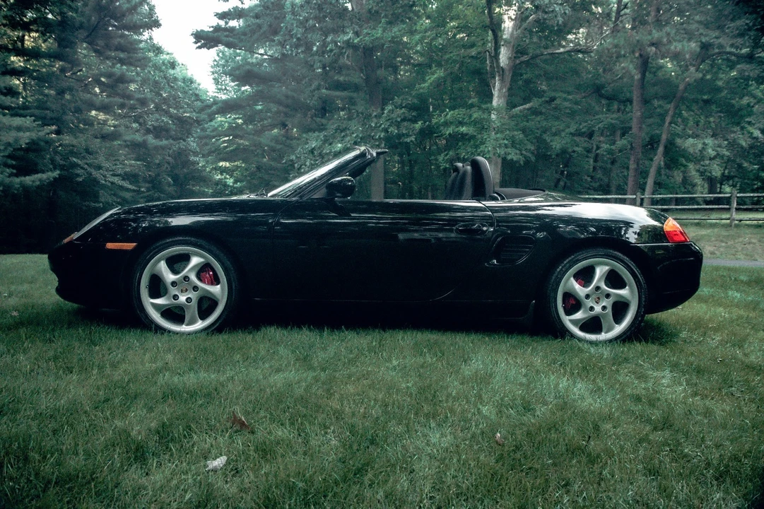 2001 Porsche 986 Boxster S - Image 14 of 31
