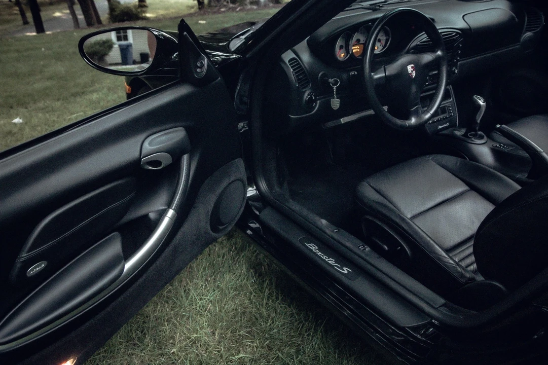 2001 Porsche 986 Boxster S - Image 30 of 31