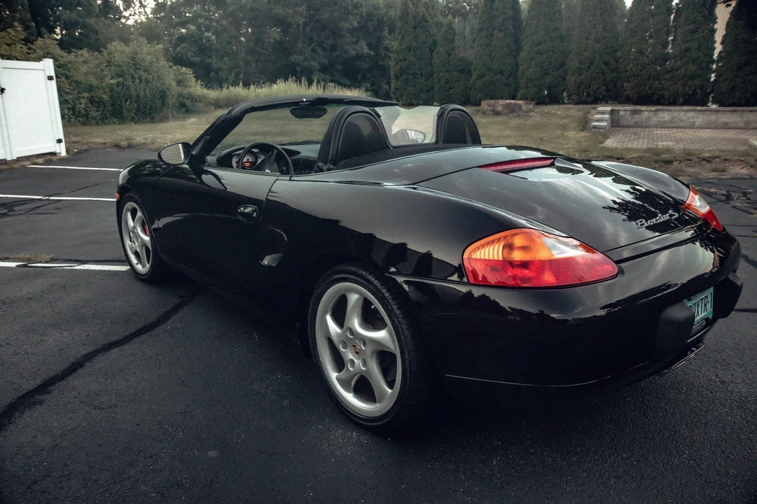 2001 Porsche 986 Boxster S - Image 24 of 31