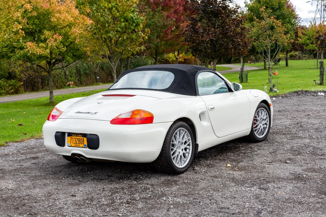 2001 Porsche 986 Boxster S - Image 11 of 31