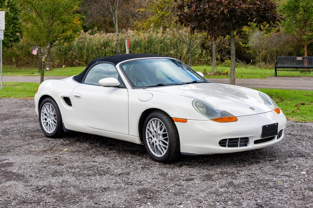 2001 Porsche 986 Boxster S - Image 13 of 31
