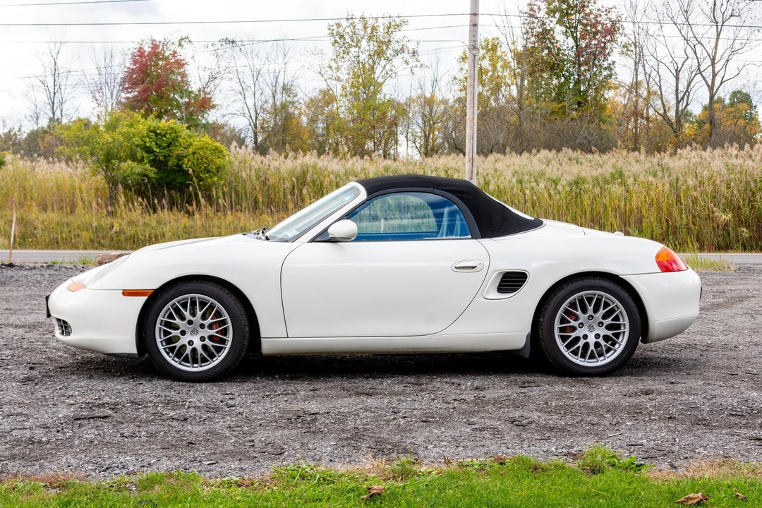 2001 Porsche 986 Boxster S - Image 9 of 31
