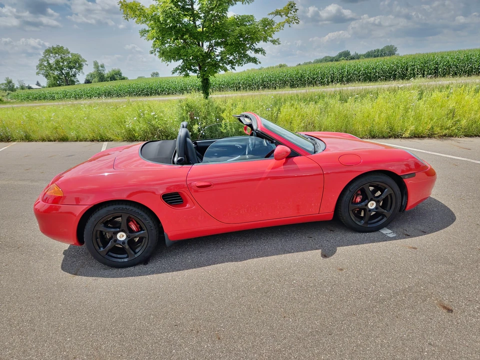 2001 Porsche 986 Boxster S - Image 13 of 31