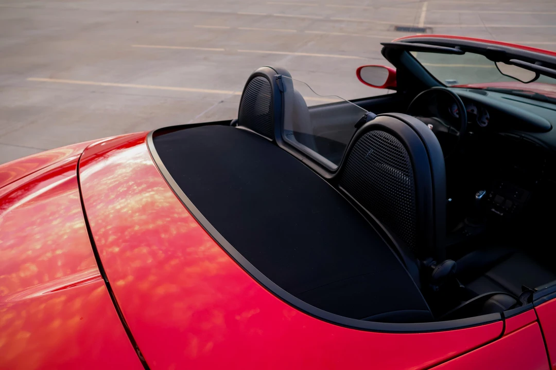 2001 Porsche 986 Boxster S - Image 25 of 31