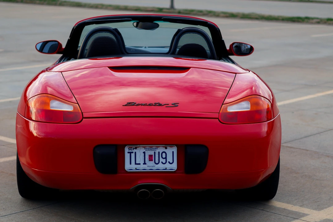 2001 Porsche 986 Boxster S - Image 9 of 31