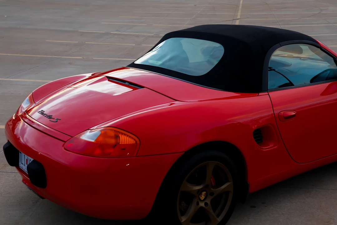 2001 Porsche 986 Boxster S - Image 24 of 31