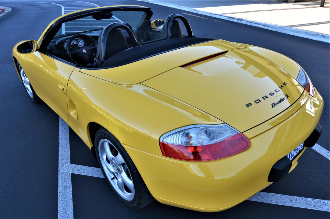 2001 Porsche 986 Boxster S - Image 16 of 31
