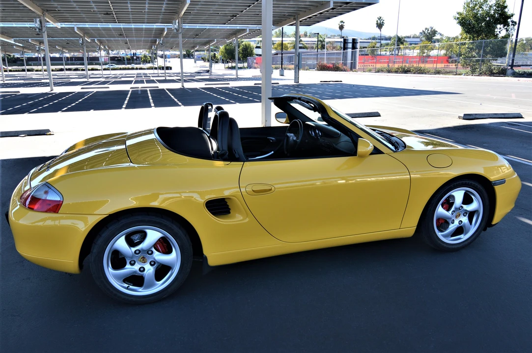 2001 Porsche 986 Boxster S - Image 23 of 31