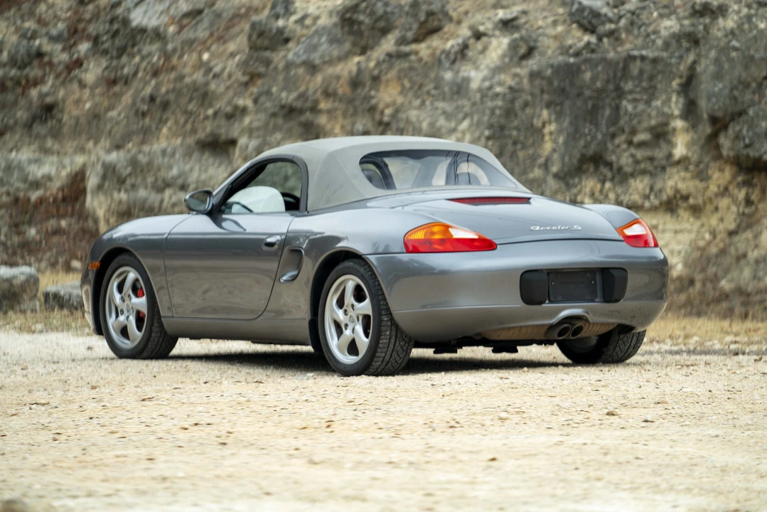 2001 Porsche 986 Boxster S - Image 26 of 31