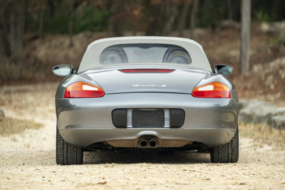 2001 Porsche 986 Boxster S - Image 24 of 31
