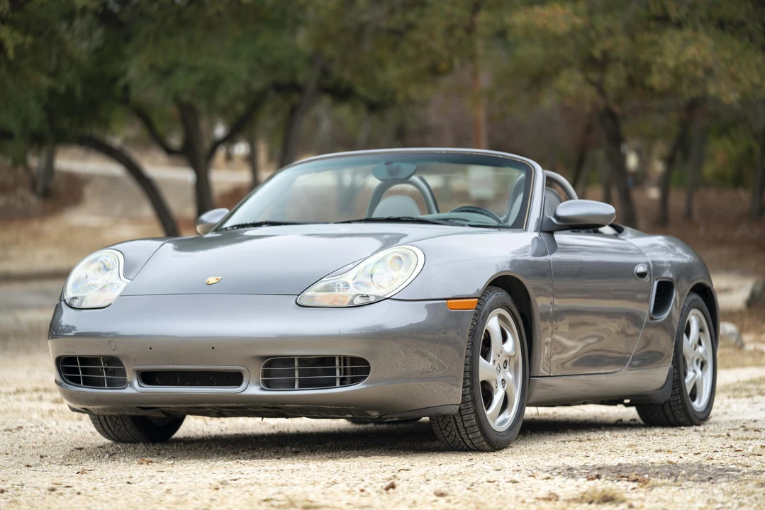 2001 Porsche 986 Boxster S - Image 2 of 31