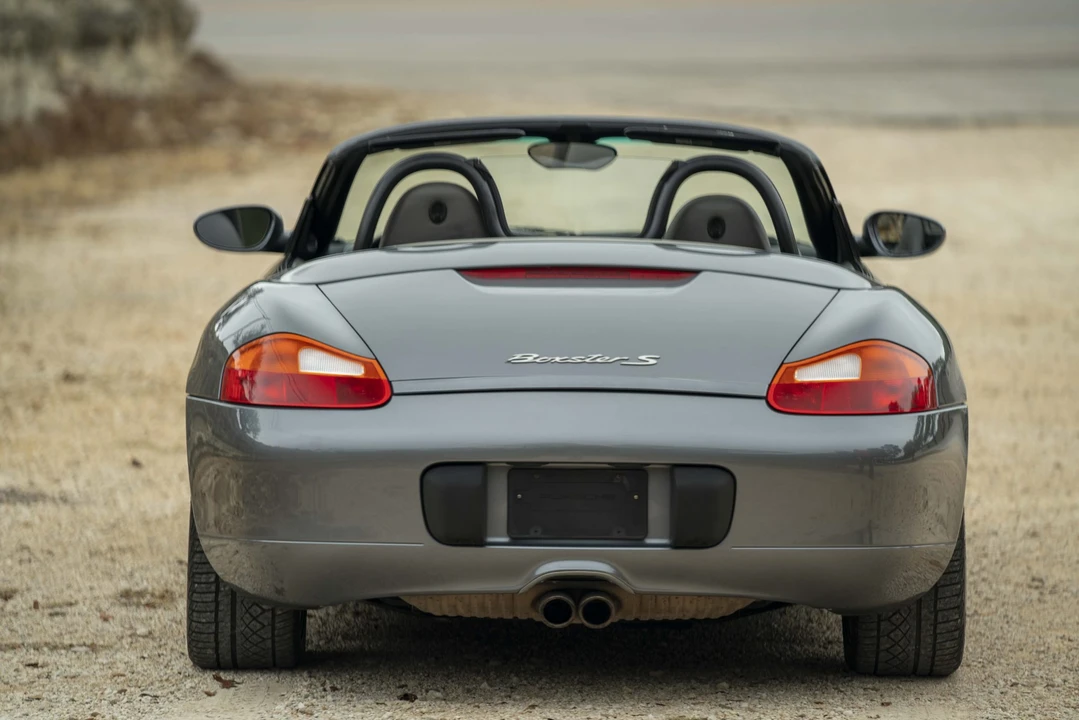 2001 Porsche 986 Boxster S - Image 13 of 31