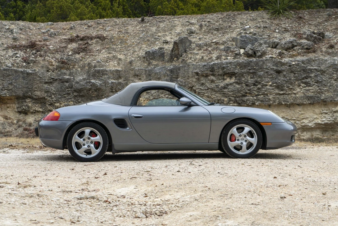 2001 Porsche 986 Boxster S - Image 22 of 31