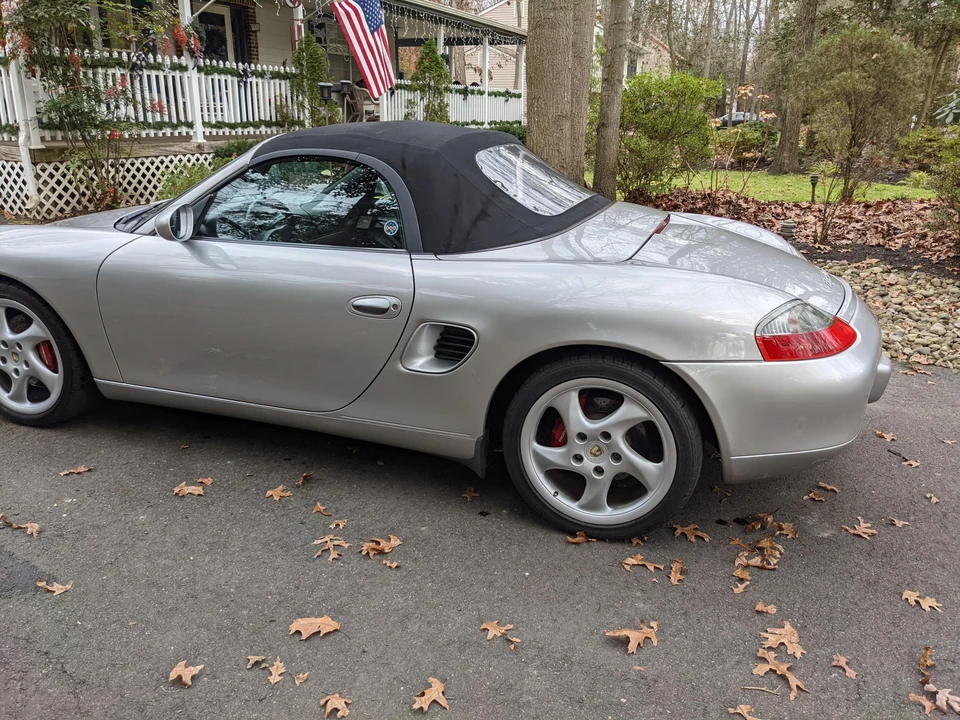 2001 Porsche 986 Boxster S - Image 24 of 31