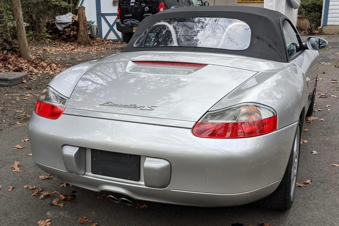 2001 Porsche 986 Boxster S - Image 16 of 31