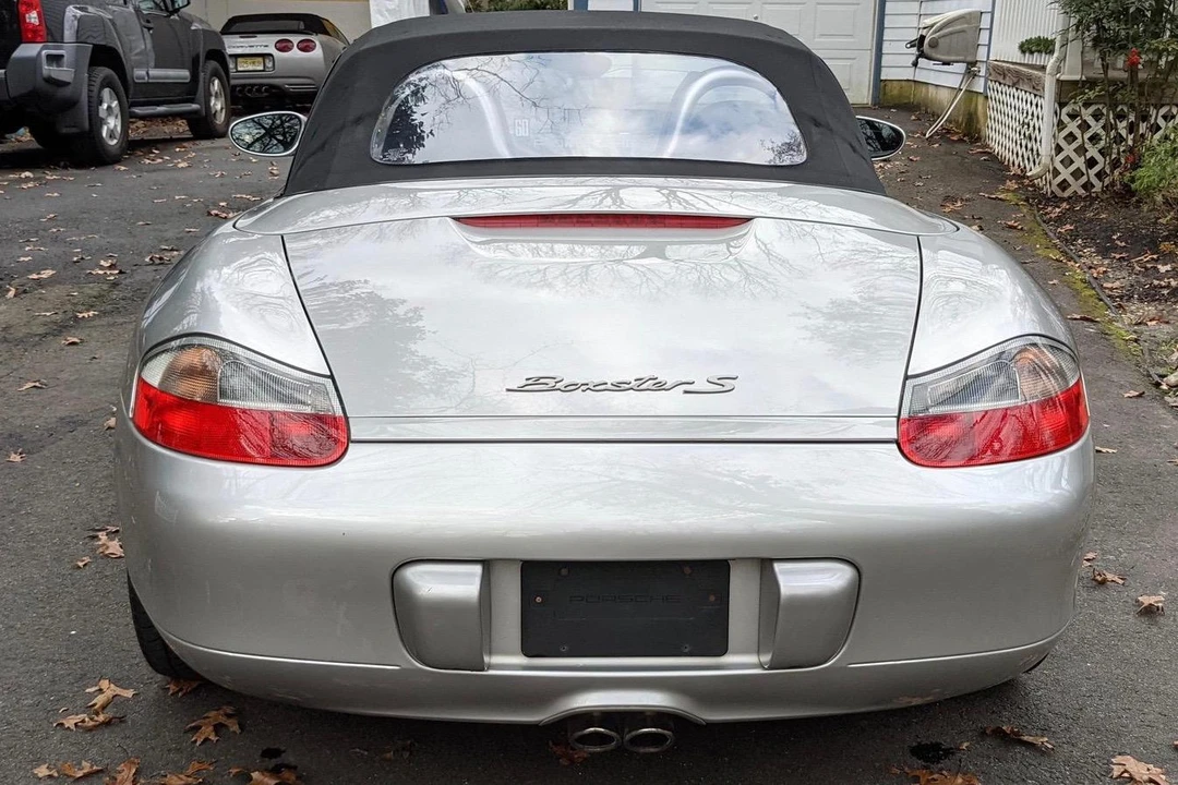 2001 Porsche 986 Boxster S - Image 15 of 31