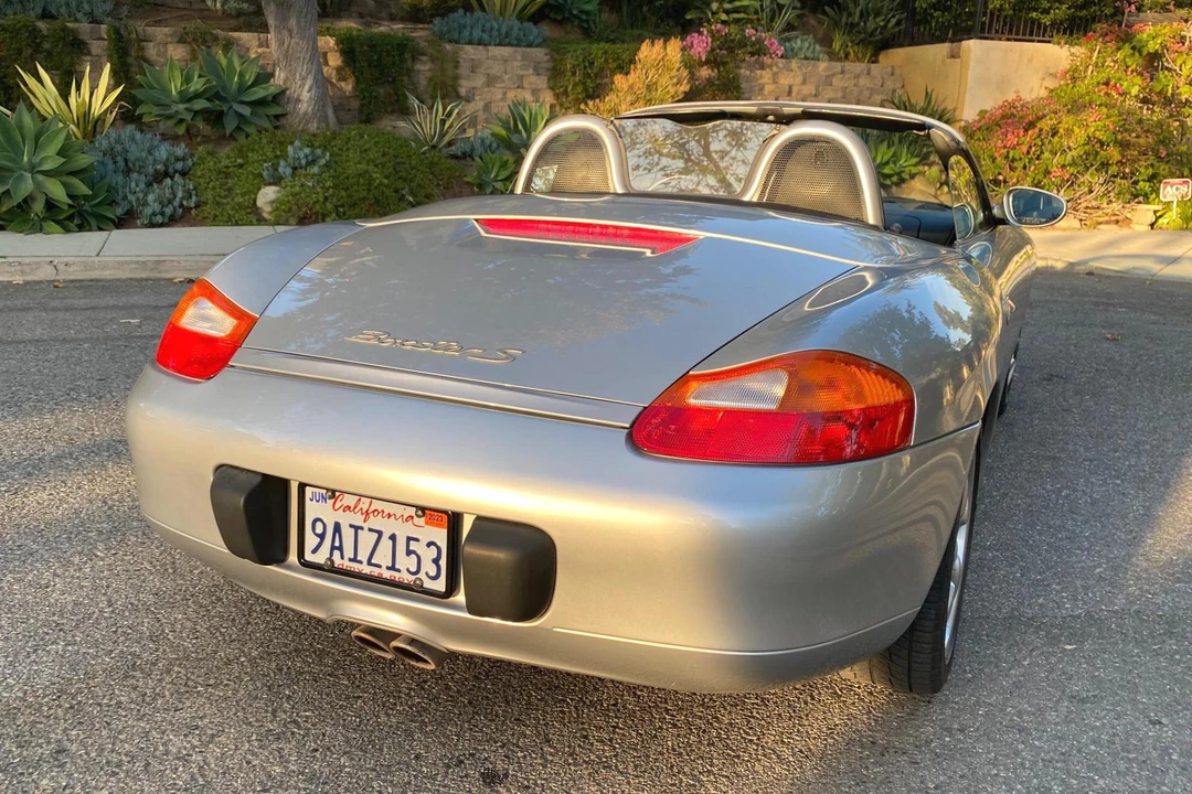 2001 Porsche 986 Boxster S - Image 5 of 31