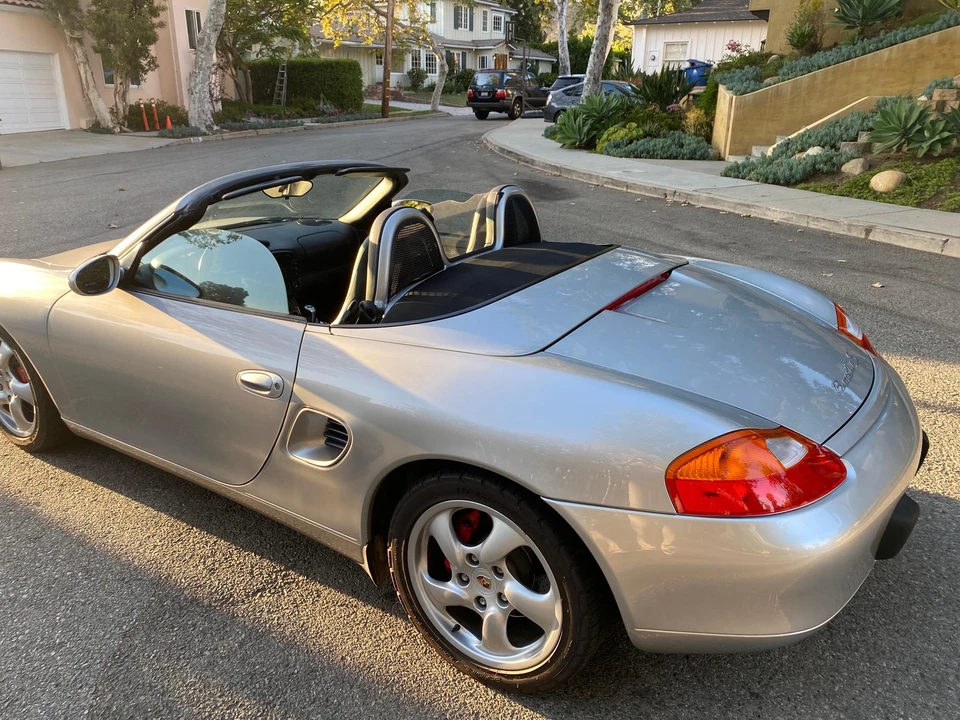 2001 Porsche 986 Boxster S - Image 8 of 31