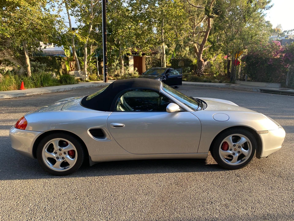 2001 Porsche 986 Boxster S - Image 23 of 31