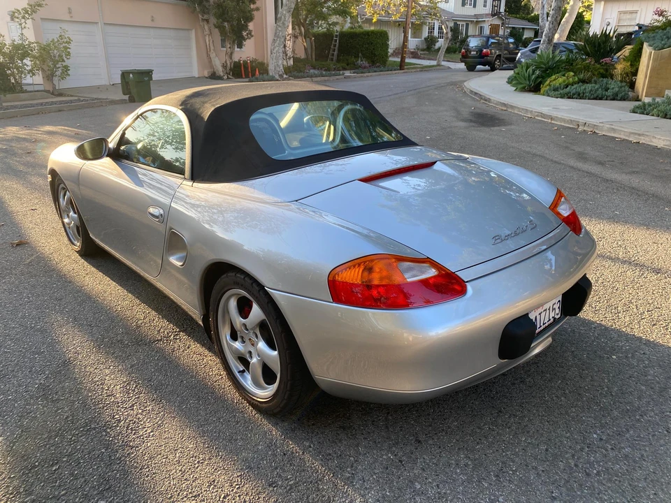 2001 Porsche 986 Boxster S - Image 19 of 31