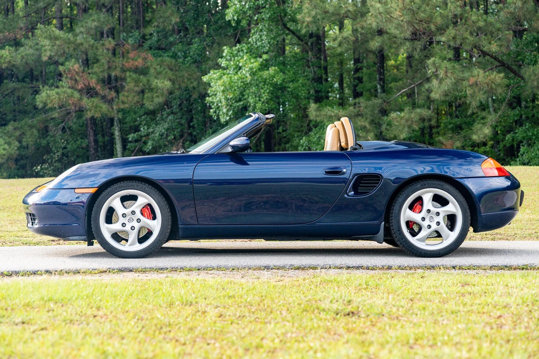 2001 Porsche 986 Boxster S - Image 11 of 31