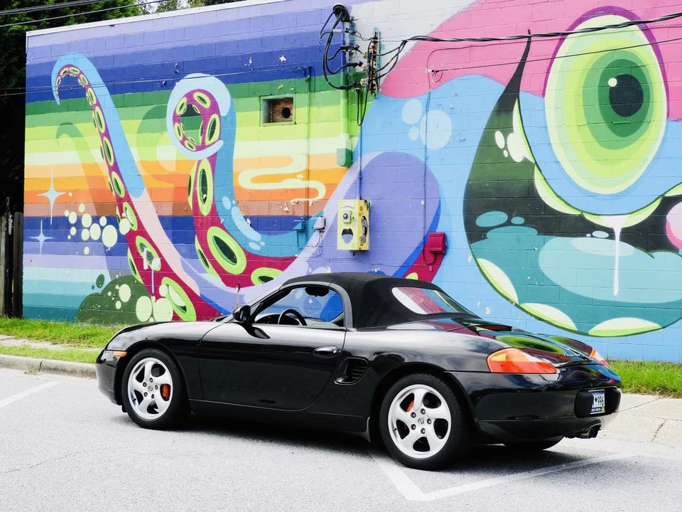 2001 Porsche 986 Boxster S - Image 13 of 30
