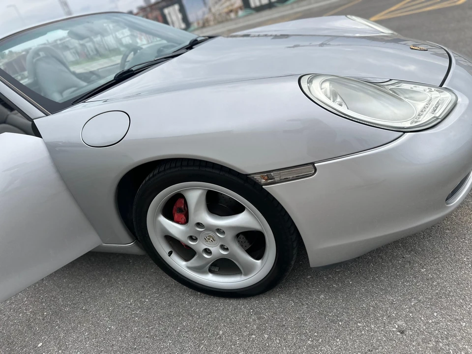 2001 Porsche 986 Boxster S - Image 14 of 31
