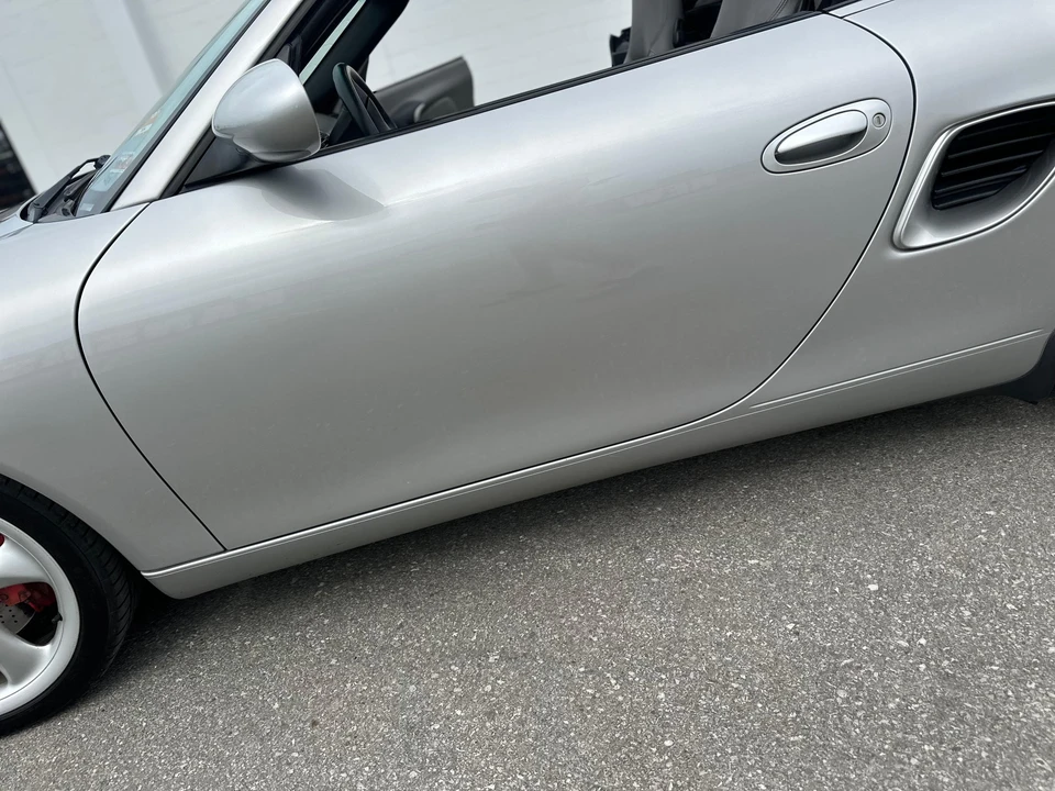 2001 Porsche 986 Boxster S - Image 25 of 31