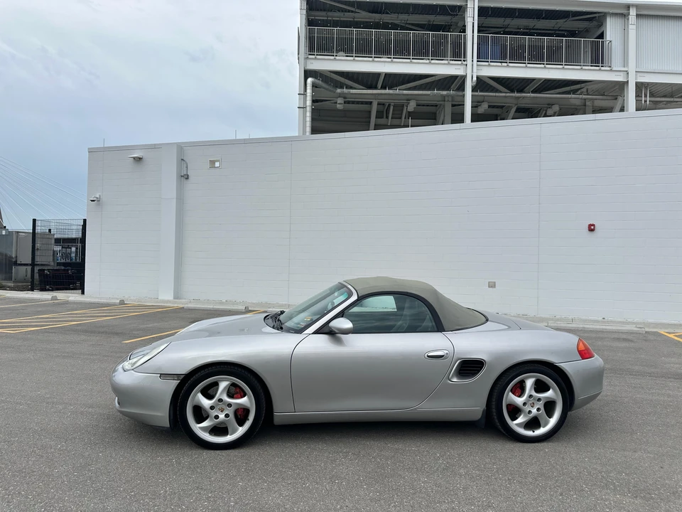 2001 Porsche 986 Boxster S - Image 10 of 31