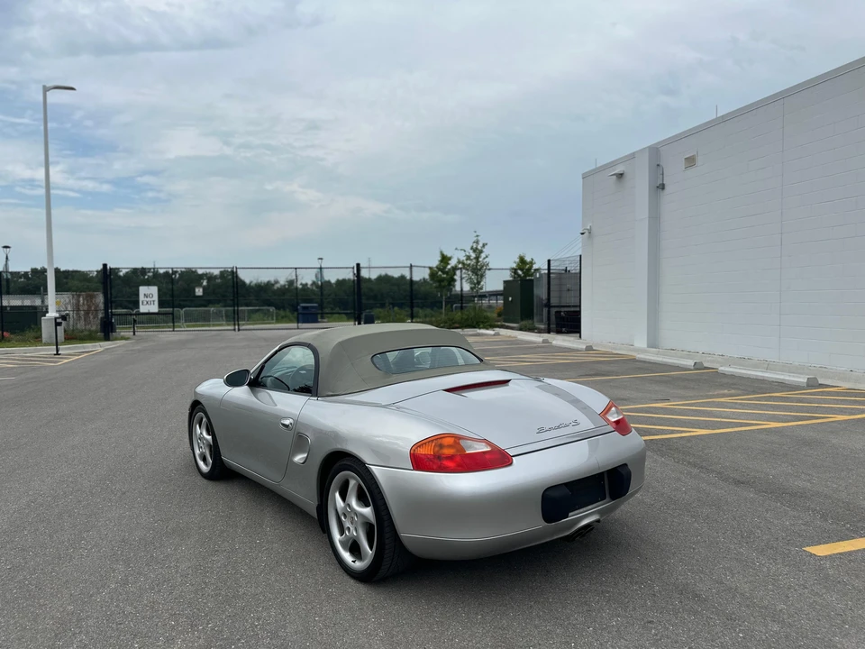 2001 Porsche 986 Boxster S - Image 11 of 31