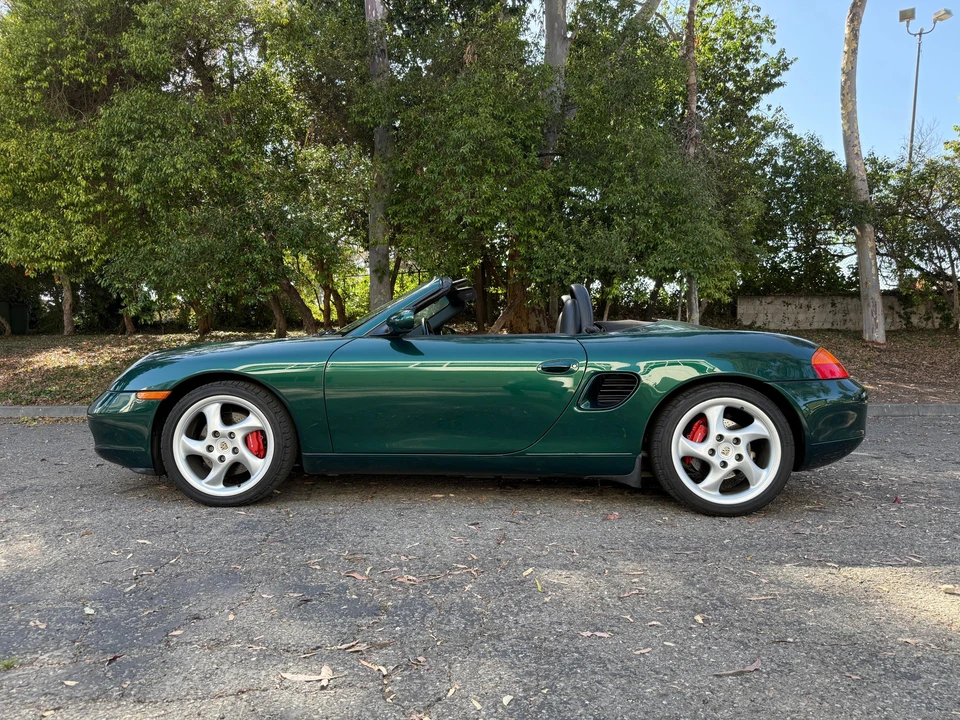 2001 Porsche 986 Boxster S - Image 14 of 31