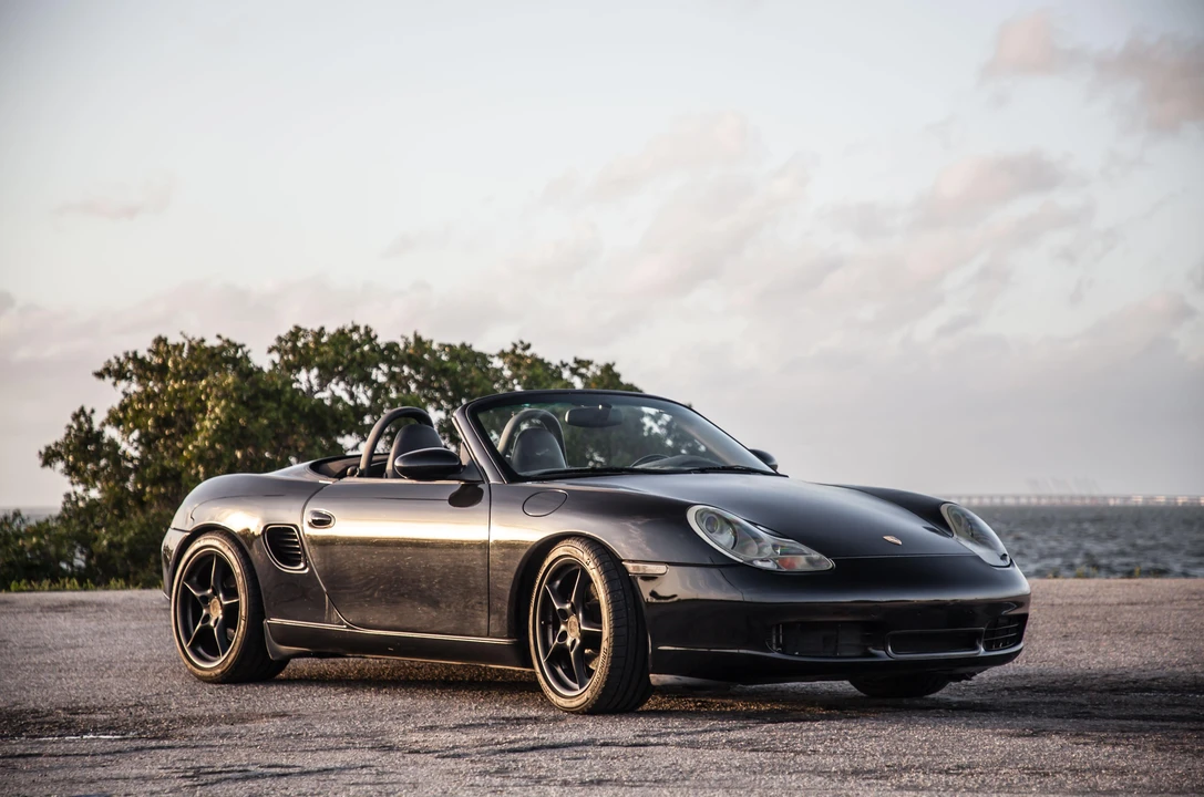 2001 Porsche 986 Boxster S - Image 24 of 31